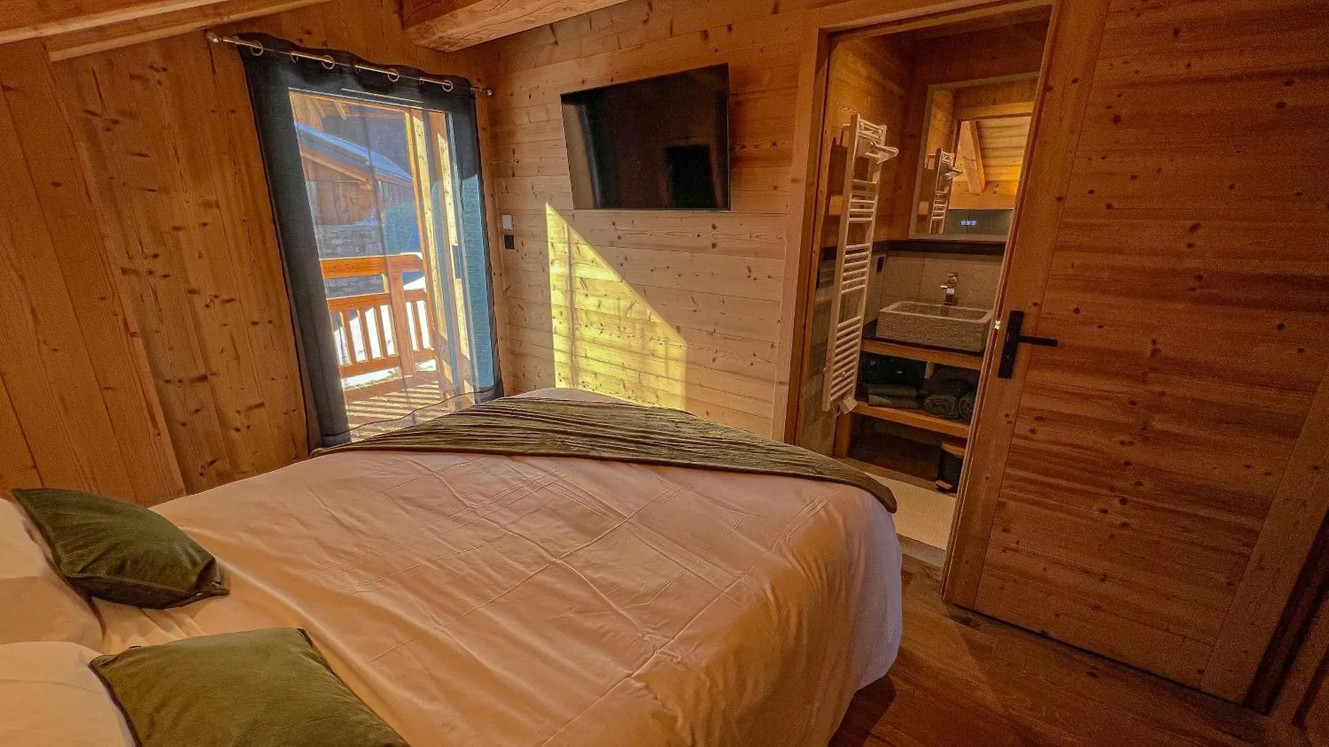 Chalet Loune لو دوز آلب